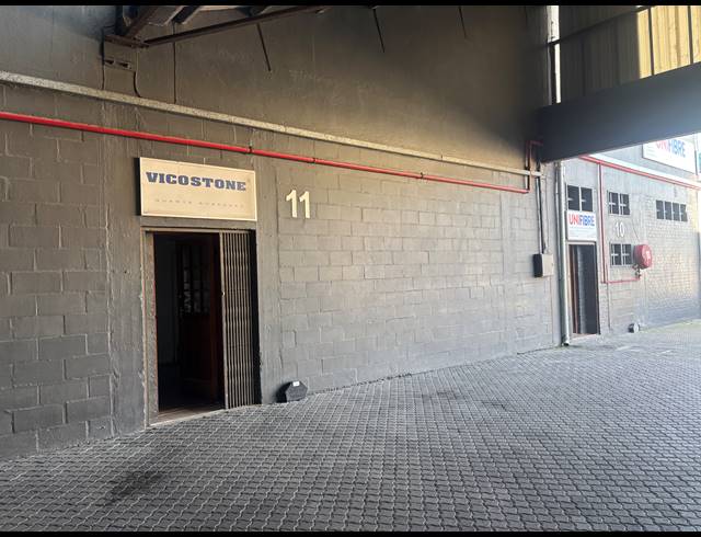 245M² WAREHOUSE TO LET IN EPPING INDUSTRIAL